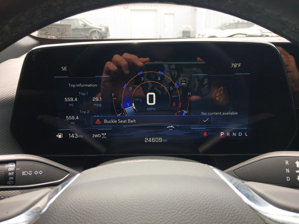 Used 2025 Chevrolet Equinox LT AWD/4WD image 17