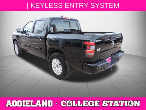 Certified 2024 Nissan Frontier SV w/ SV Convenience Package image 6