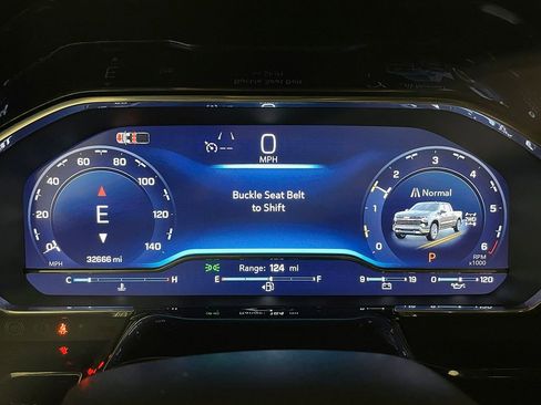 Used 2024 Chevrolet Silverado 1500 RST w/ Convenience Package II image 31