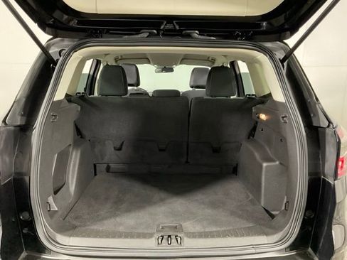 Used 2017 Ford Escape SE w/ Equipment Group 201A image 36