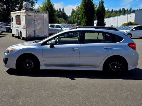 Used 2012 Subaru Impreza 2.0i Sport Premium AWD/4WD image 4