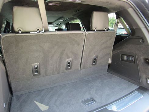 Used 2026 Cadillac Escalade Platinum Sport w/ LPO, ONYX Package AWD/4WD image 50