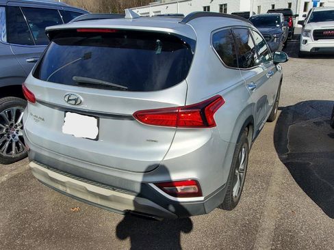Used 2019 Hyundai Santa Fe Limited image 9