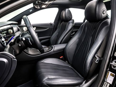 Used 2022 Mercedes-Benz E 350 Sedan image 18