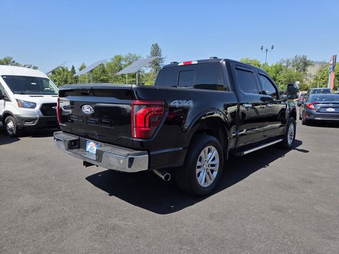 Used 2025 Ford F150 Lariat w/ Equipment Group 501A Mid AWD/4WD image 5