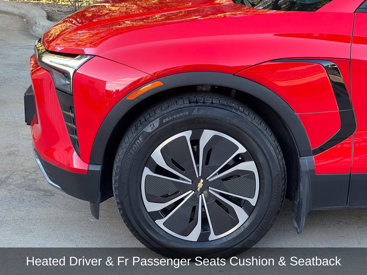 Used 2024 Chevrolet Blazer EV LT AWD/4WD image 24