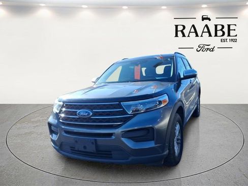 Used 2020 Ford Explorer XLT w/ Class III Trailer Tow Package image 16