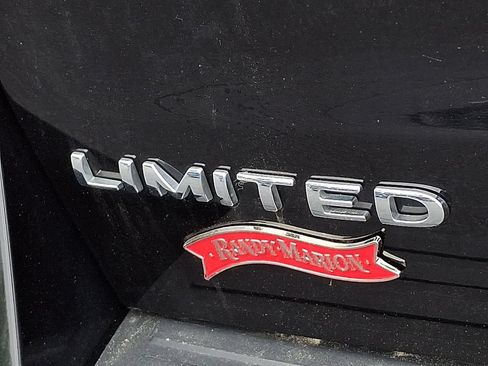 Used 2024 Ford Expedition Limited AWD/4WD image 34