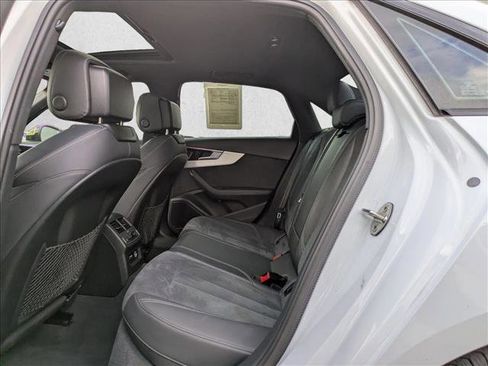 Used 2022 Audi A4 2.0T Prestige image 13