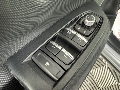 Used 2025 Subaru Forester Limited AWD/4WD image 43