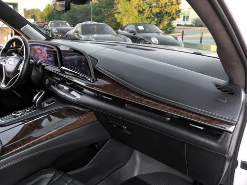 Used 2021 Cadillac Escalade Sport Platinum w/ LPO, Floor Liner Package image 9