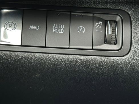 New 2026 Chevrolet Equinox LT w/ Convenience Package II image 19