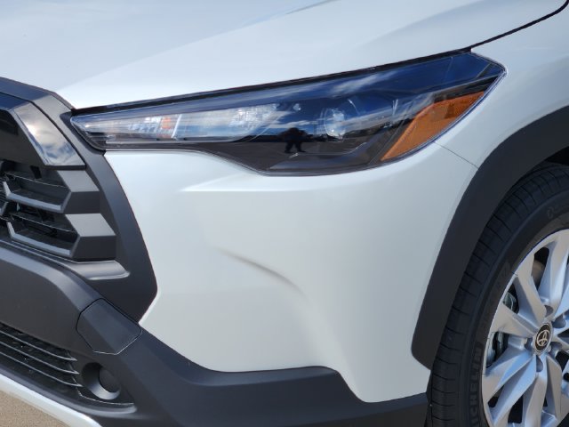 New 2026 Toyota Corolla Cross LE FWD image 7