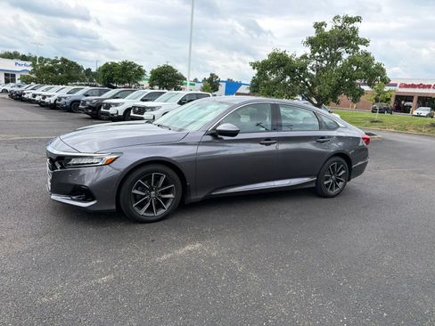 Used 2021 Honda Accord EX-L image 18