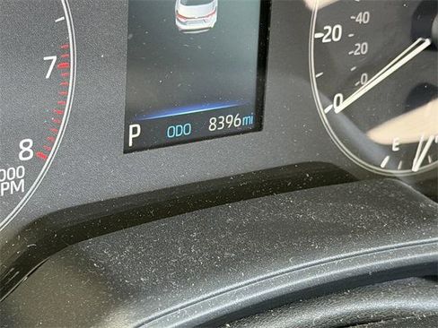 Certified 2024 Toyota Corolla LE image 9