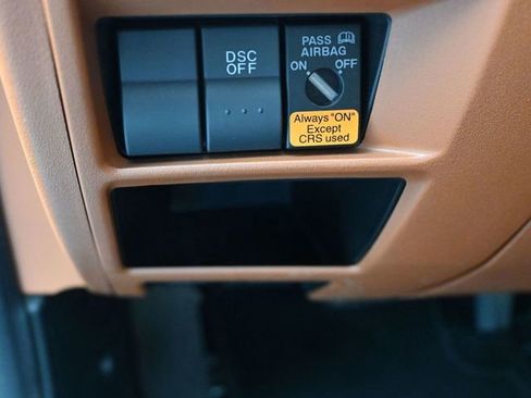 Used 2006 MAZDA MX-5 Miata Grand Touring w/ Premium Pkg image 7