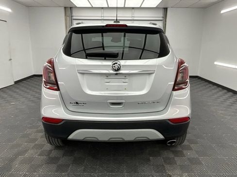 Used 2022 Buick Encore Preferred image 22