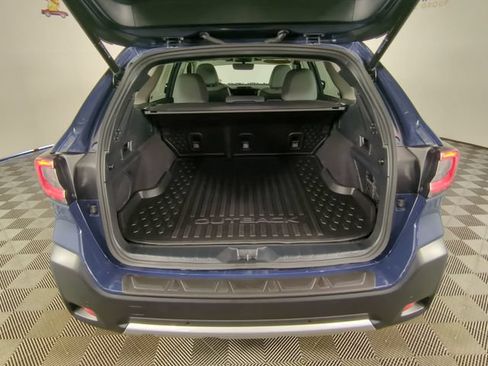 Used 2025 Subaru Outback Limited w/ Popular Package #2 AWD/4WD image 36