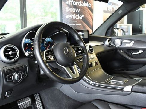 Used 2021 Mercedes-Benz GLC 300 4MATIC w/ AMG Line image 29