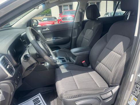 Used 2021 Kia Sportage LX FWD image 12