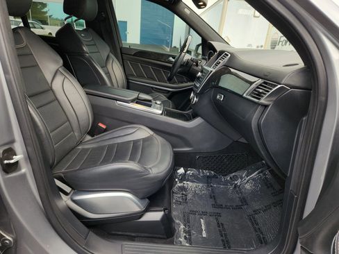 Used 2016 Mercedes-Benz GL 63 AMG 4MATIC image 20