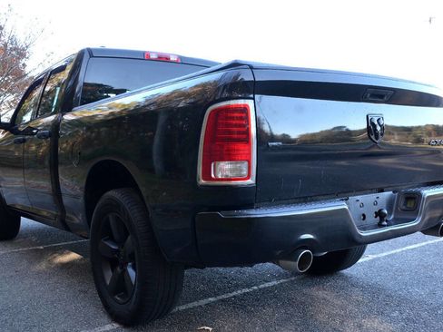 Used 2015 RAM 1500 Express w/ Black Ram 1500 Express Group image 8
