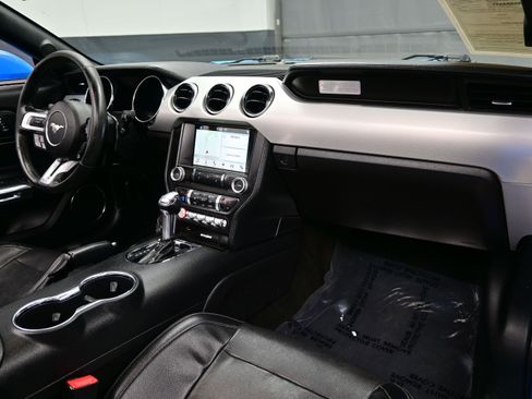 Used 2017 Ford Mustang GT Premium RWD image 14