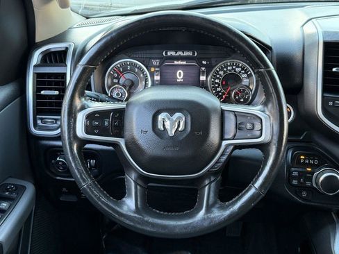 Used 2020 RAM 1500 Big Horn AWD/4WD image 25