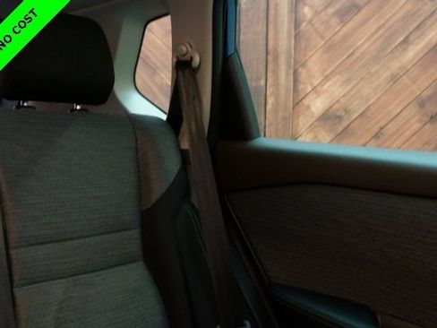 Used 2023 Nissan Rogue SV image 56