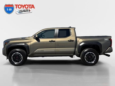 Certified 2026 Toyota Tacoma TRD Off-Road w/ TRD Off Road Upgrade Package AWD/4WD image 2