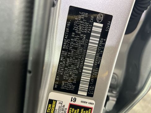 Used 2025 Toyota Camry LE FWD image 31