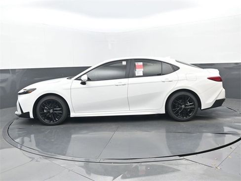 New 2026 Toyota Camry SE image 21