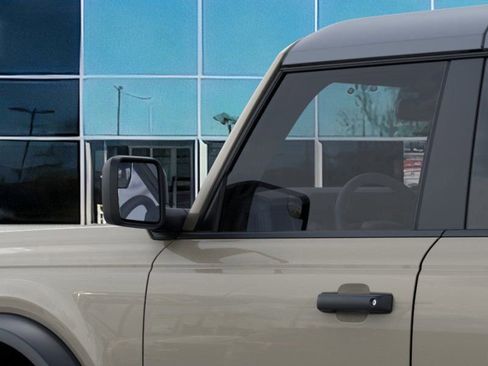 New 2026 Ford Bronco 4-Door AWD/4WD image 43