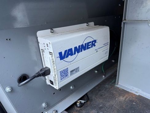 Used 2020 Ford Transit Connect XL image 14