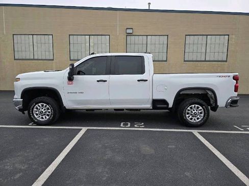 Used 2024 Chevrolet Silverado 2500 W/T w/ WT Fleet Convenience Package AWD/4WD image 7