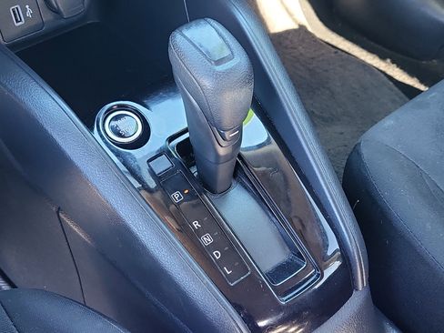 Used 2021 Nissan Versa S image 16