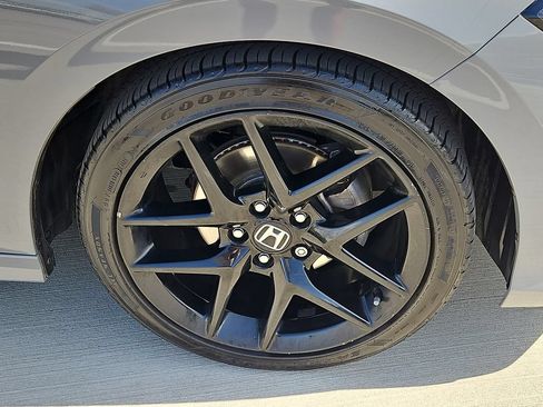Used 2025 Honda Civic Sport image 10