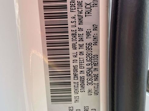 Used 2018 RAM 2500 Laramie w/ Sport Appearance Group image 29