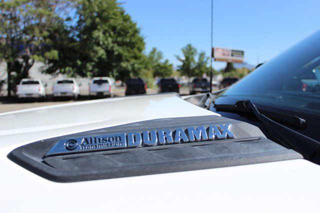 Used 2024 Chevrolet Silverado 2500 LT w/ Convenience Package AWD/4WD image 3