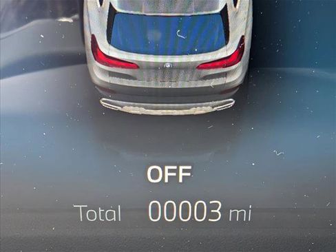 New 2026 BMW X5 xDrive50e image 11