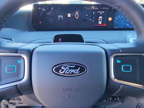 New 2026 Ford Expedition Tremor image 34