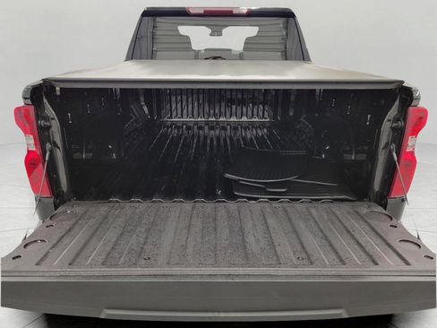 Used 2023 Chevrolet Silverado 1500 LT image 16