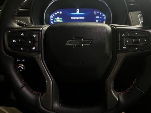 Used 2024 Chevrolet Suburban RST w/ Luxury Package image 11