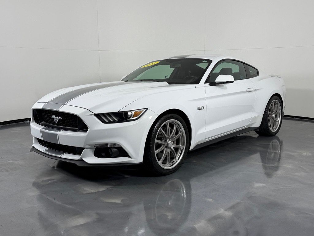 Used 2015 Ford Mustang GT Premium RWD image 9