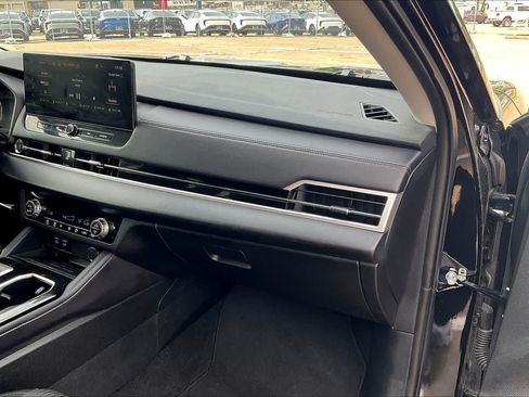Used 2025 Mitsubishi Outlander ES AWD/4WD image 23