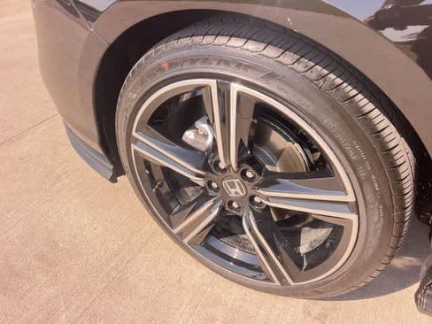 Used 2026 Honda Accord SE image 9