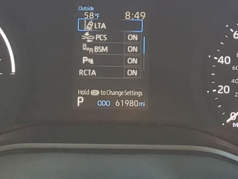 Used 2023 Toyota Sienna XLE image 22