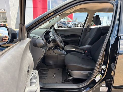 Used 2025 Nissan Kicks Play S FWD image 13