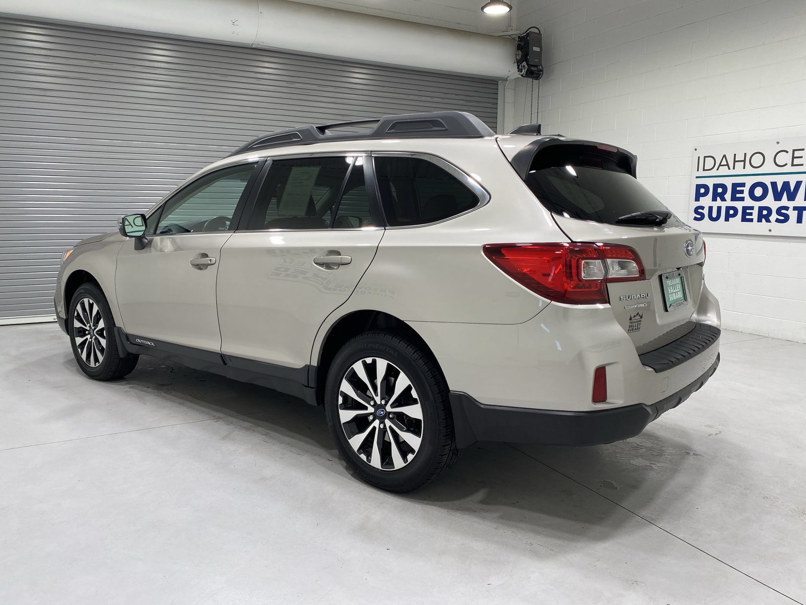 Used 2016 Subaru Outback 2.5i Limited w/ Popular Package #4 AWD/4WD image 6