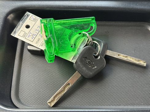 Used 2018 Chevrolet Silverado 1500 LT image 26